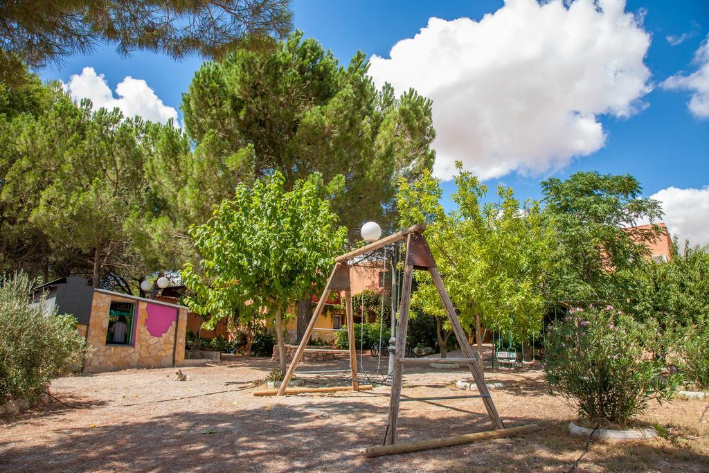La Derrubia Pensionat Villamalea Exteriör bild